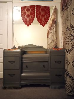 Bed Frame And Dresser
