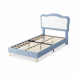 Brand new Full size bed - still in packaging