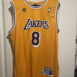 KOBE LAKERS JERSEY