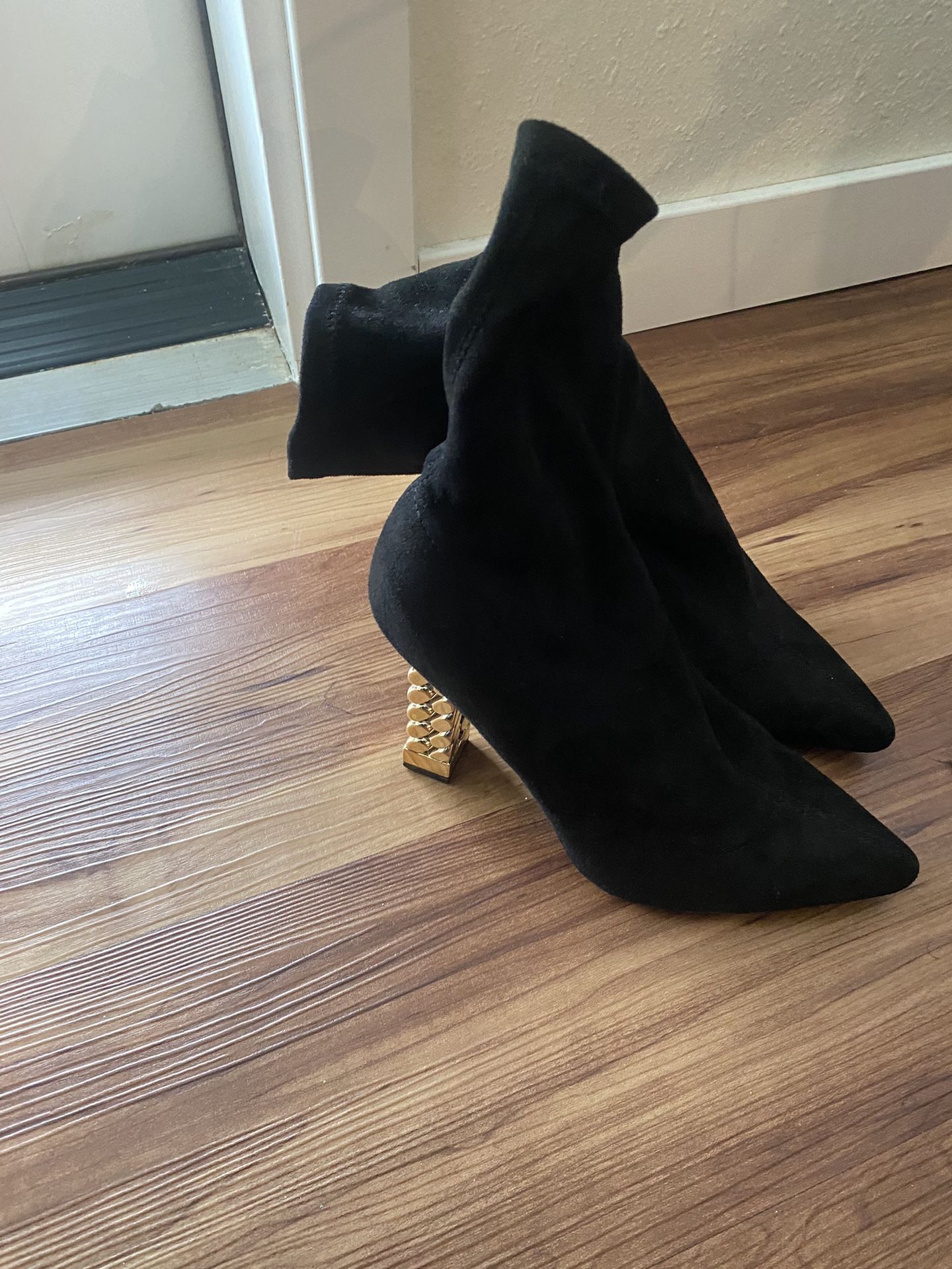Black Bootie With Gold Heel Size 8.5
