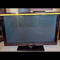 Large 50 inch Samsung flat screen TV 