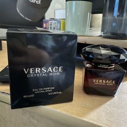 Versace Crystal Noir Eau de Parfum 90ml