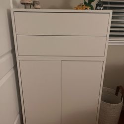 Brand New Conditions Modern dresser 