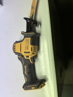Mini 20v Sawzall 140 w/battery Changer