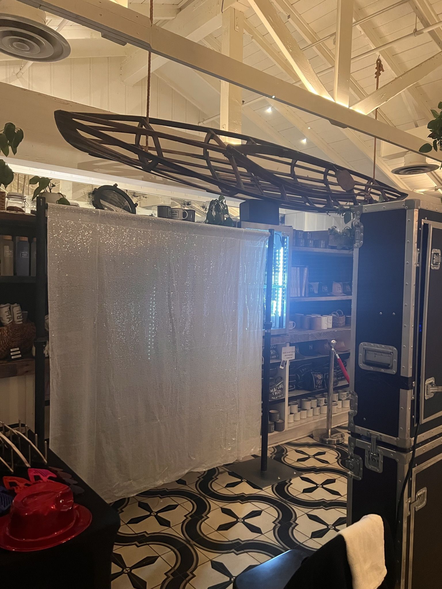 DJ EQUIPMENT PHOTOBOOTH
