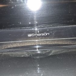 Emerson TV 65 inches