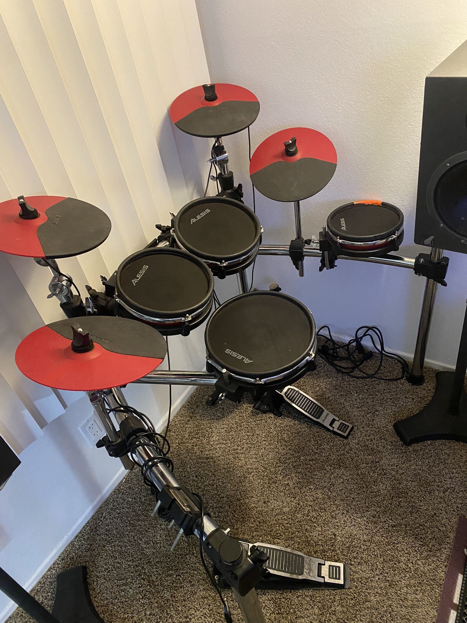 Alesis Command Mesh Electric Drum Set