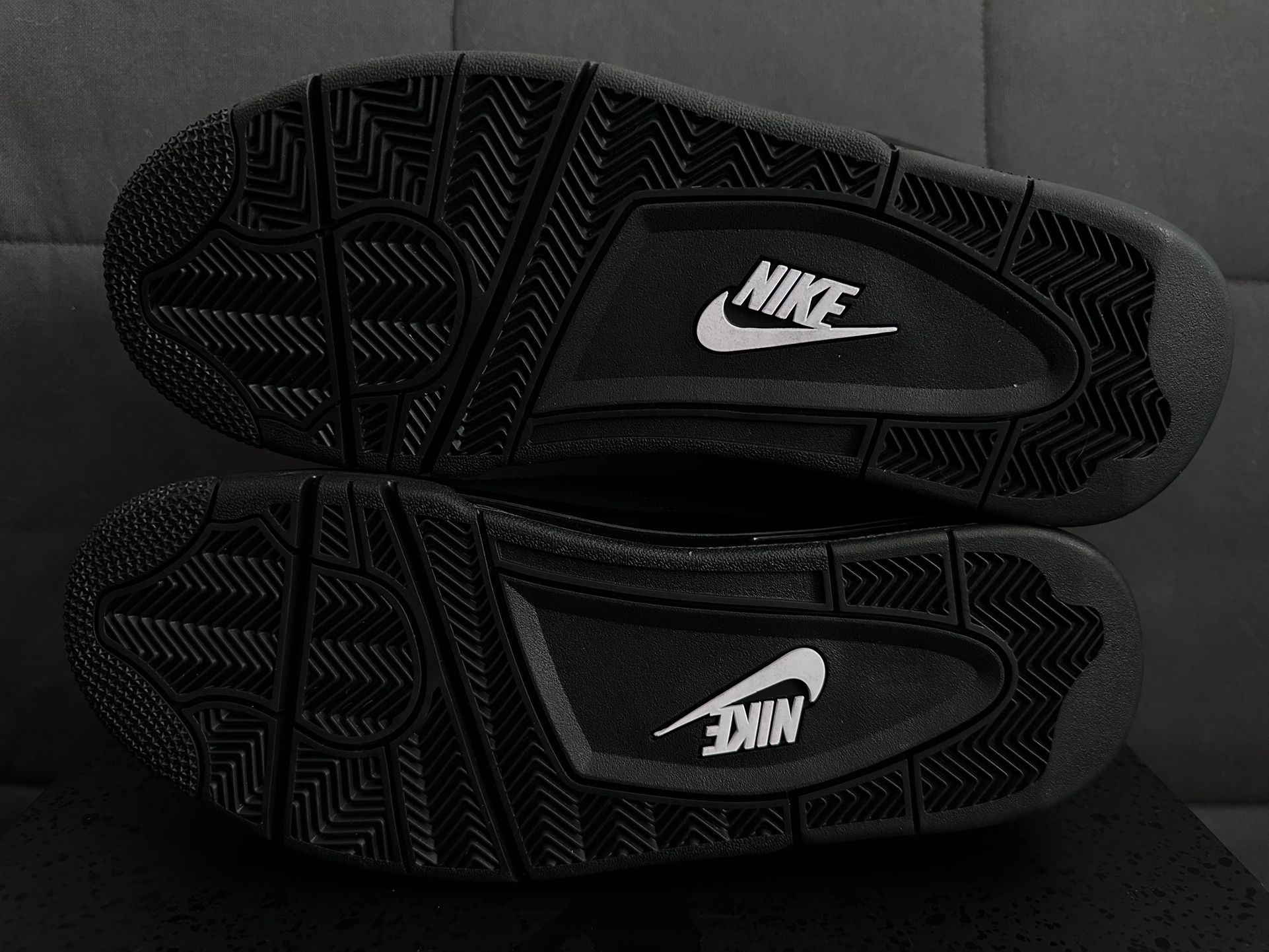 Nike Air Jordan 4 Retro Black Cat (2025) - Sz. 11.5M