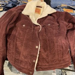  Levis Women’s Jacket New