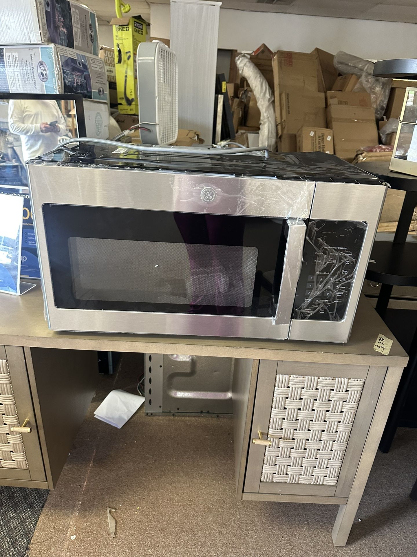 Microwave 60% Off