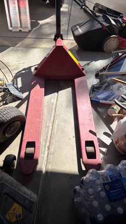 Pallet jack northern industrial tools 5.500 lb capacity
