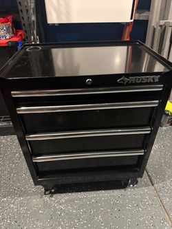 Husky Rolling Tool Cabinet