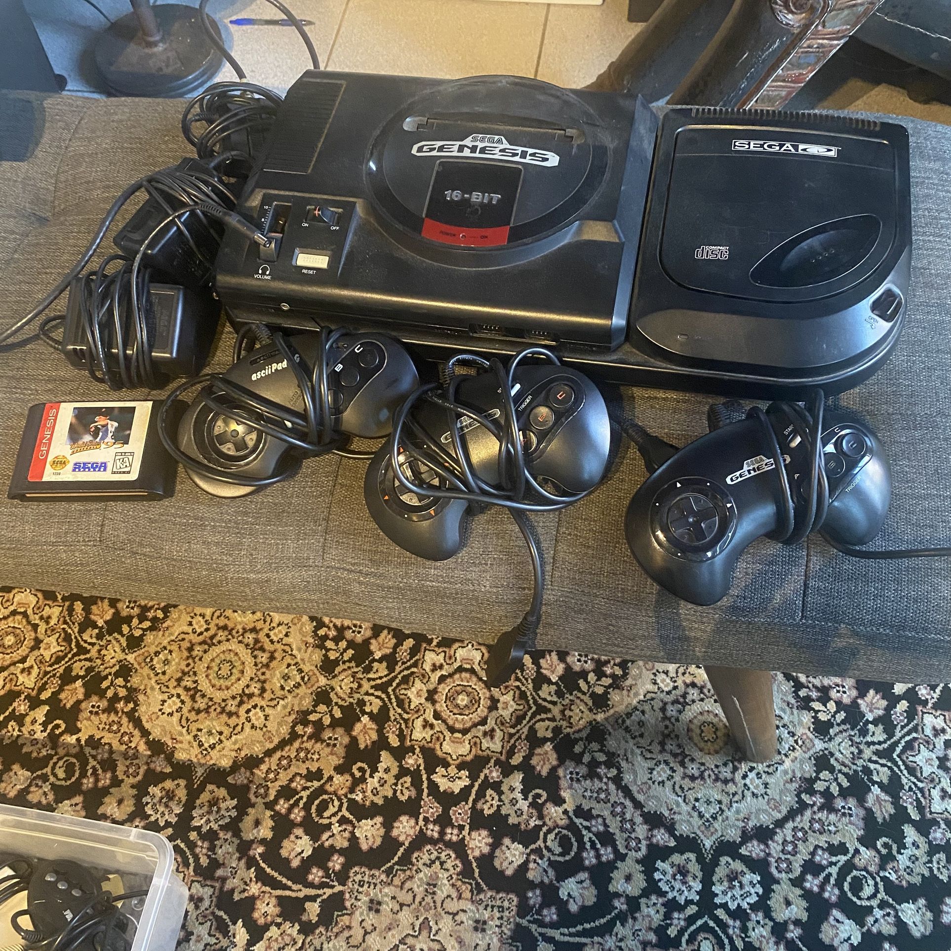 Sega Genesis + Sega CD Bundle - Untested - Controllers + Manual