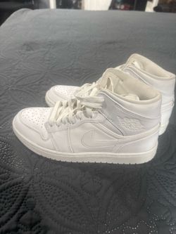 Nike Jordans Men Size 9