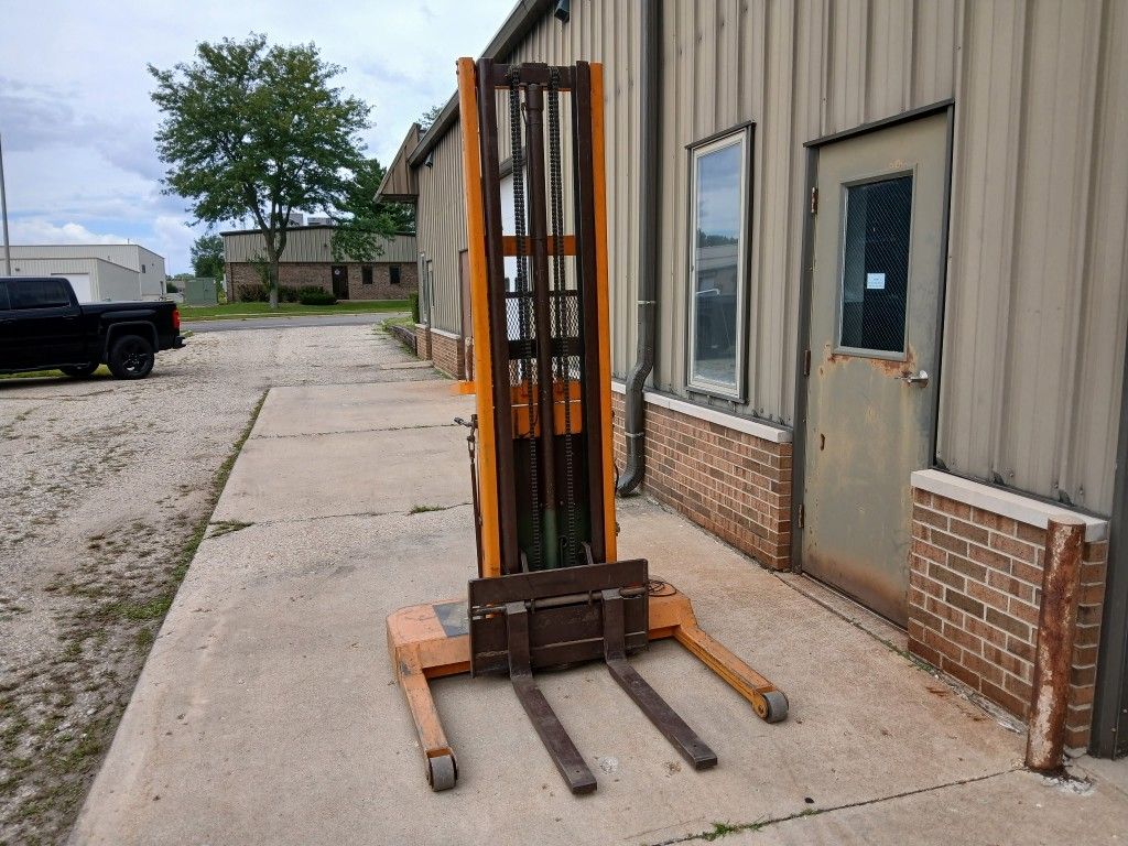 Big Joe Lift Truck 1500 IBS