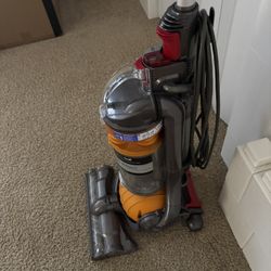 Dyson DC 24