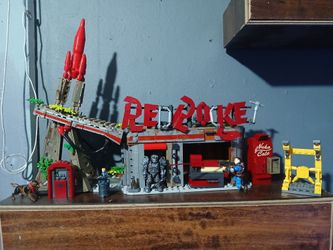 Fallout Megablock Truck Stop Red Rocket Set
