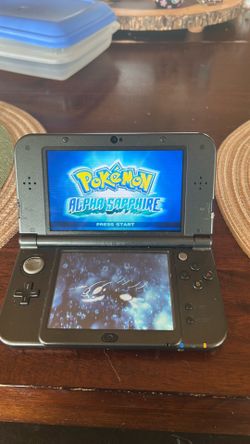 3ds xl with Pokemon Alpha Sapphire