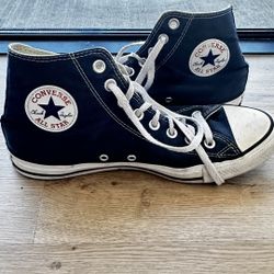 Stylish Navy Converse High Tops – Men’s Size 8 Streetwear Classic