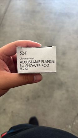 Shower rod adjustable