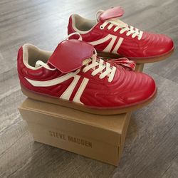 Steve Madden Madrid Red Retro Sneakers – Women’s Size 8.5 – Gum Sole – Excellent Condition  