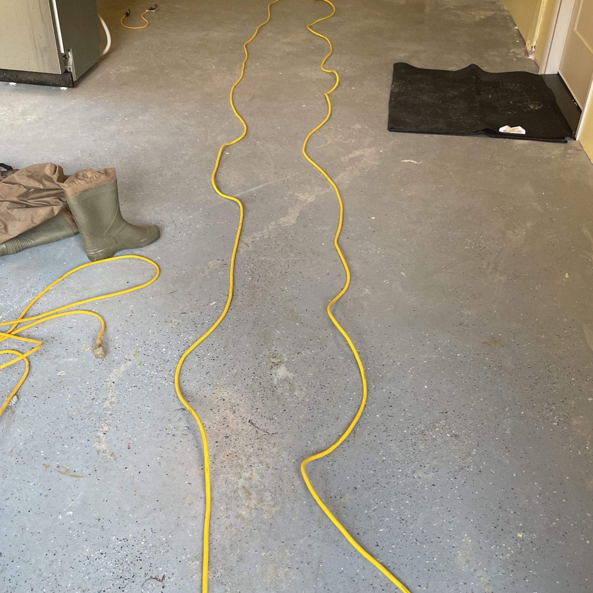 Yellow Jacket 50 Ft 15amp 125 V 40$ Cash 