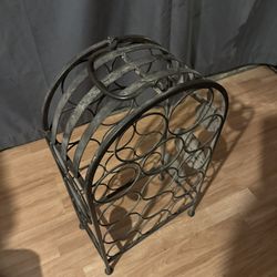 Metal Wine Rack – Vintage Style