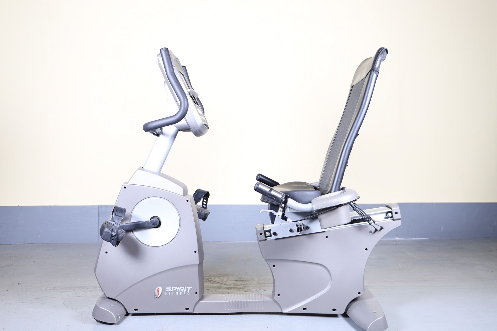 spirit stationary bike