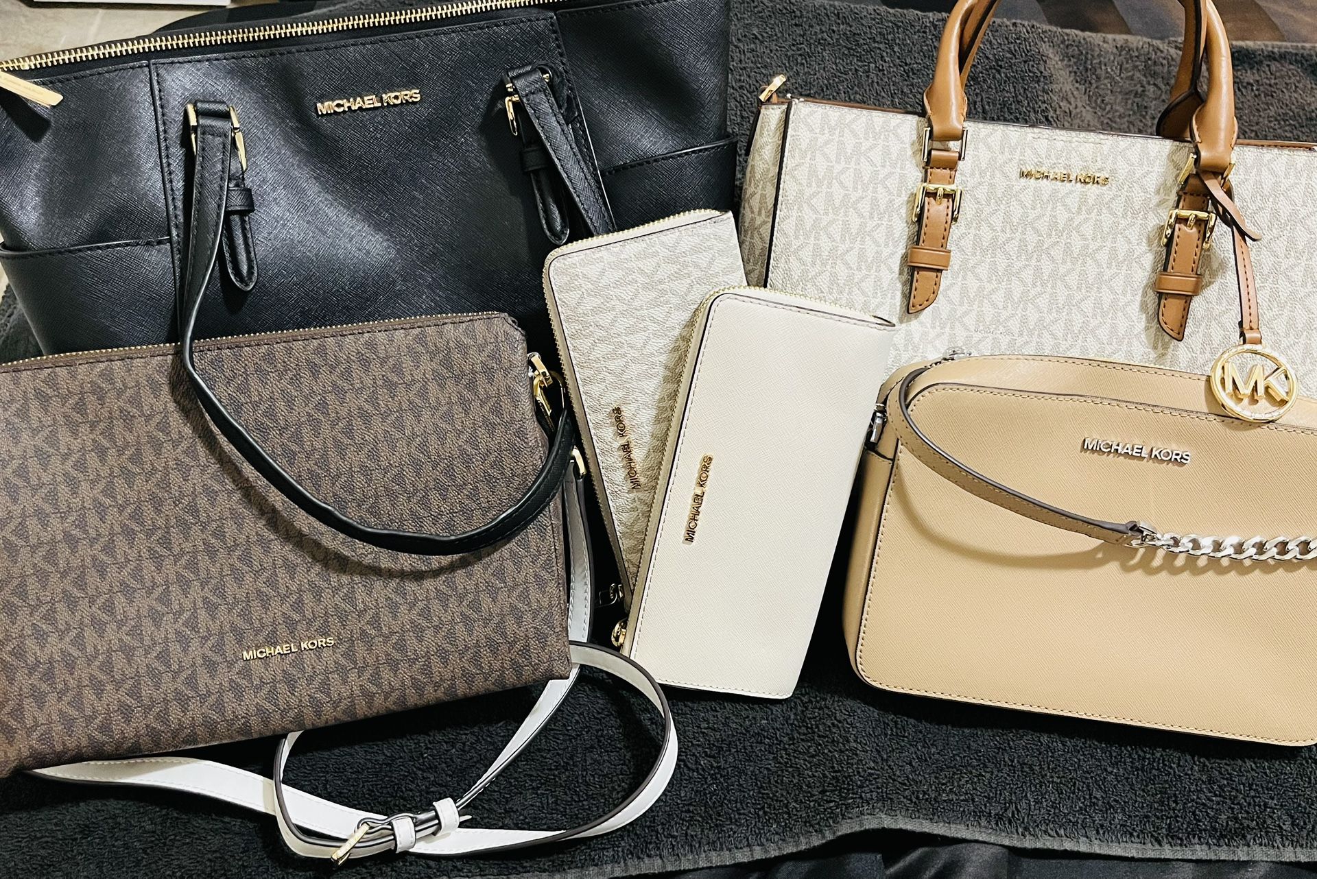 Michael Kors Lot