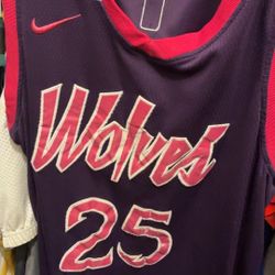 Derick Rose ( Timberwolf’s)