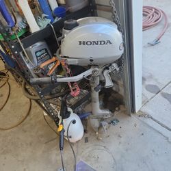 Honda Outboard Motor 