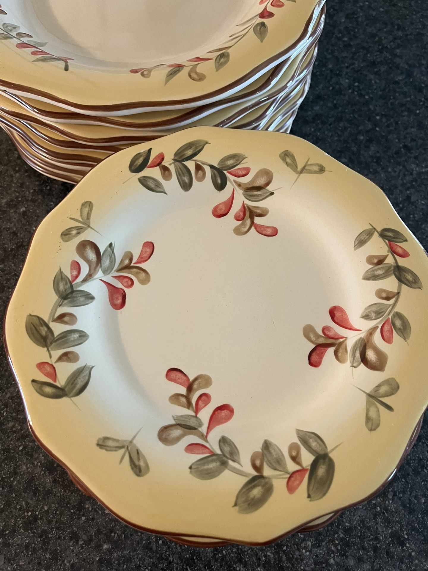 Set Of Kitchen Dishes