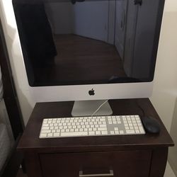 Apple IMac Desktop Computer 