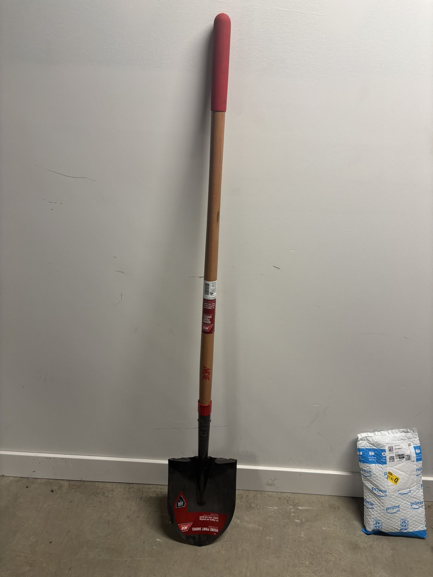 NEW Never Used shovel