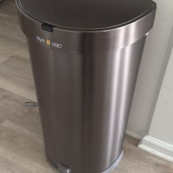 EyeVac+ Touchless Vacuum And Trash