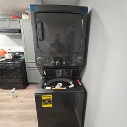 Washer/Dryer Combo Stackable 
