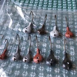 LARGE FISH HOOKS 
