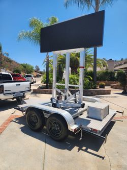 LED SIGN TRAILER
