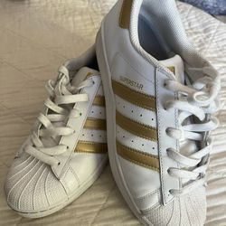 ADIDAS SUPERSTAR GOLD SNEAKERS FOR WOMEN 