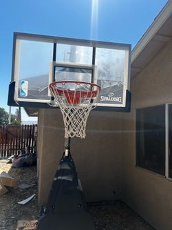 Basketball hoop