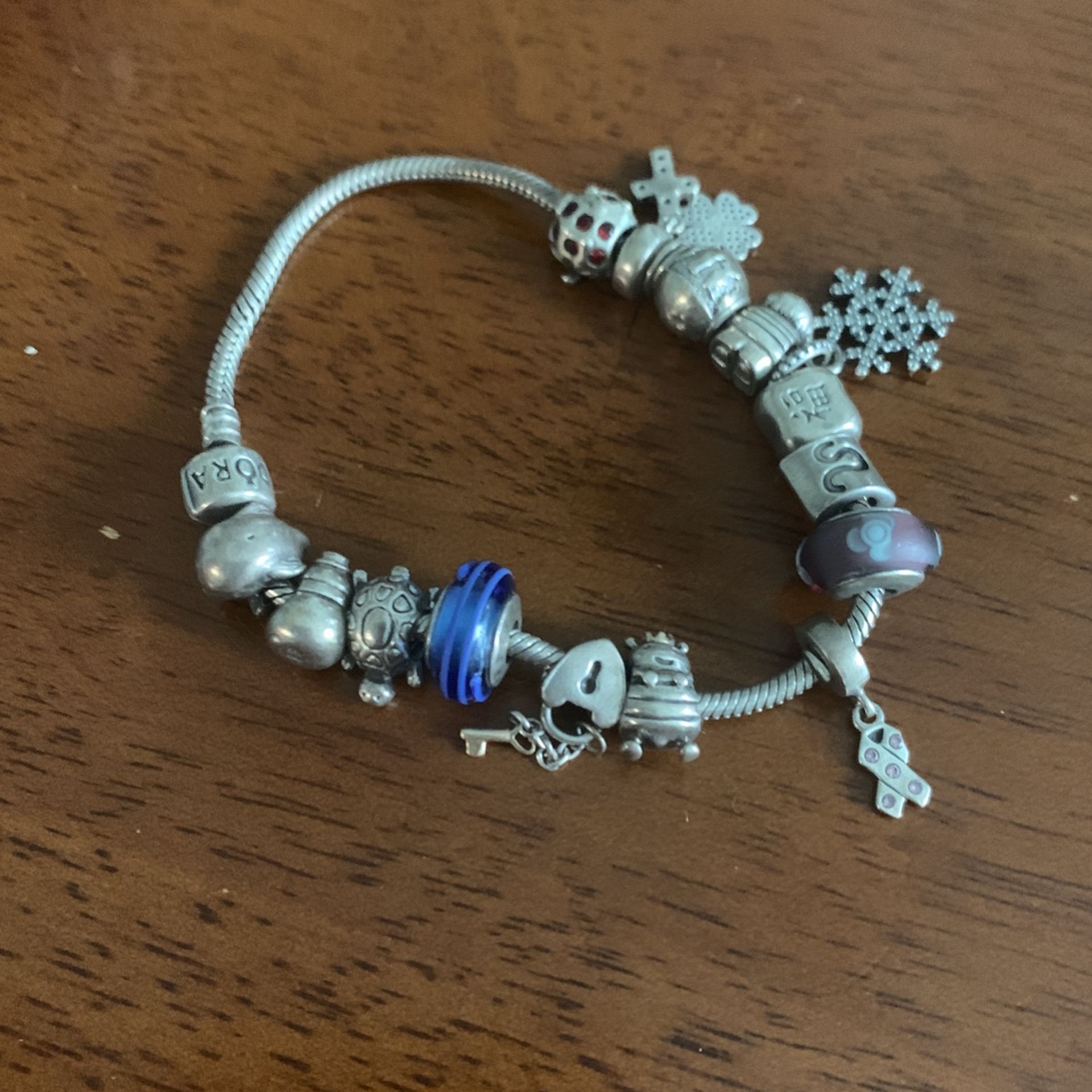 Pandora bracelet With Charms