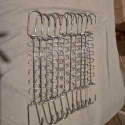 11 Space Saving Hangers 