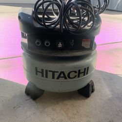 Hitachi EC510 6-gallon oil-free pancake air compressor