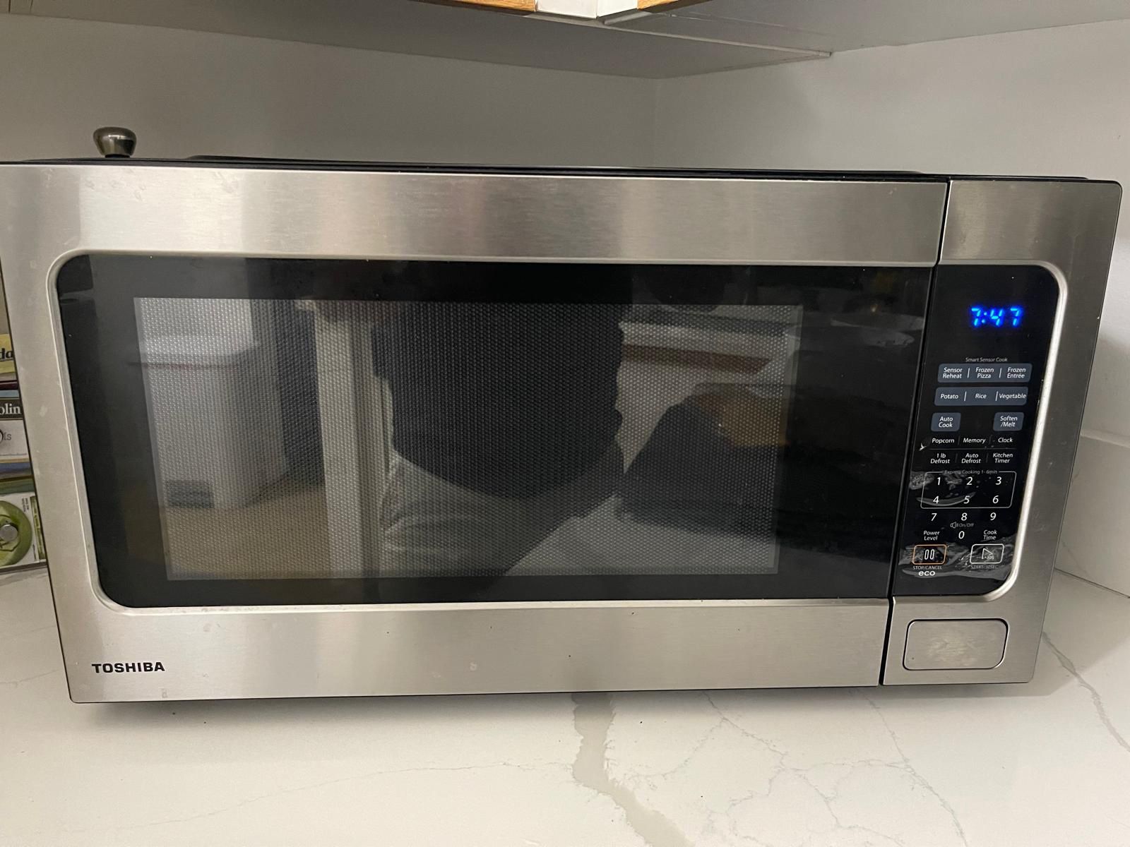 Microwave (Toshiba)