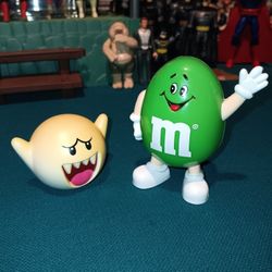 Super Mario "Boo Ghost"  M&M Mini Candy Dispenser " Vintage  1992"