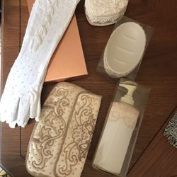 Wedding Accessories 