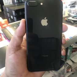 iPhone 7 Plus 128 gigs Unlocked Any Company 