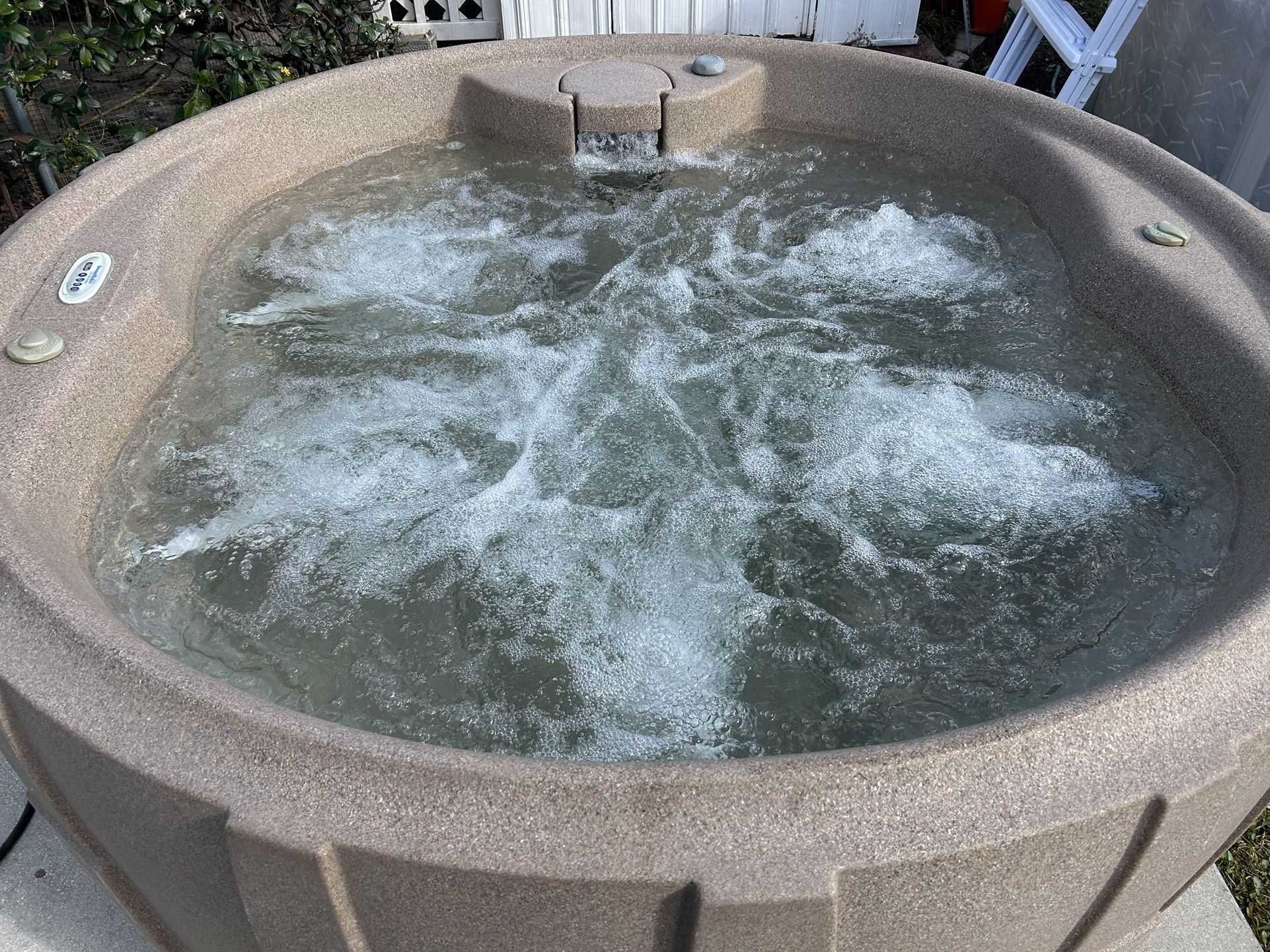Round Hot Tub