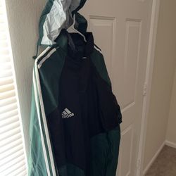 Men Large Adidas Windbreaker