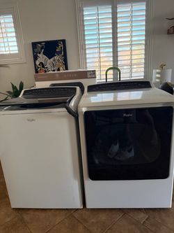 Whirlpool Washer / Dryer Set